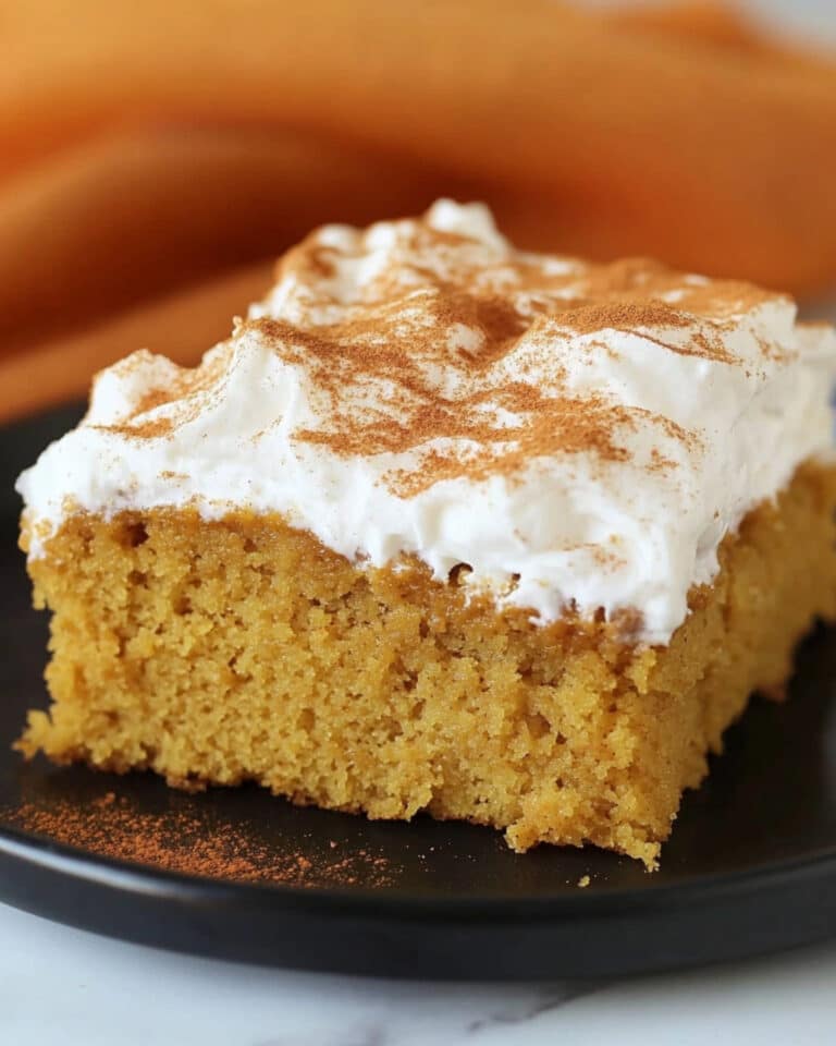 3-Ingredient Pumpkin Spice Cake Recipe