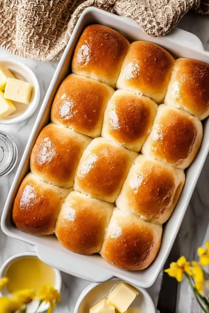 Soft Homemade Yeast Rolls Recipe