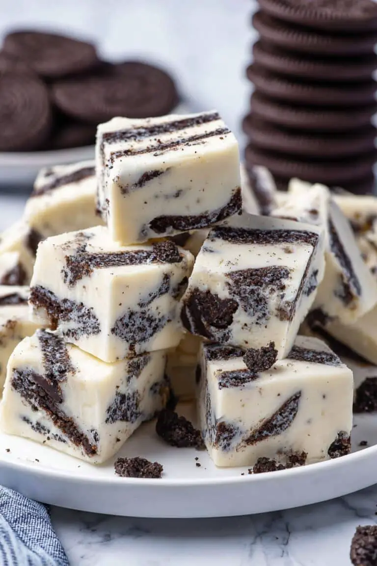 Easy Oreo Fudge Recipe